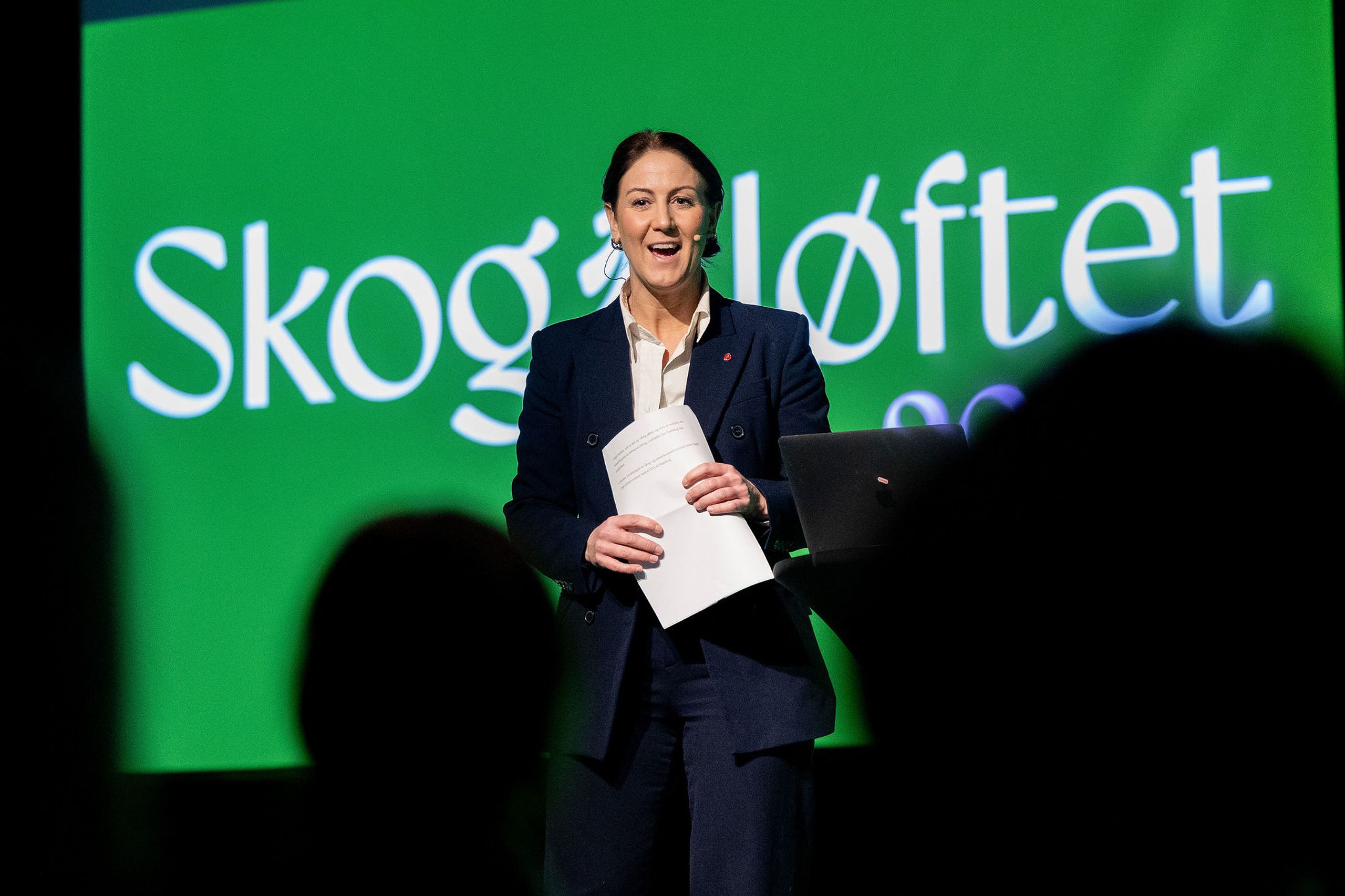 Arbeids- og inkluderingsminister Tonje Brenna (AP) åpnet konferansen.