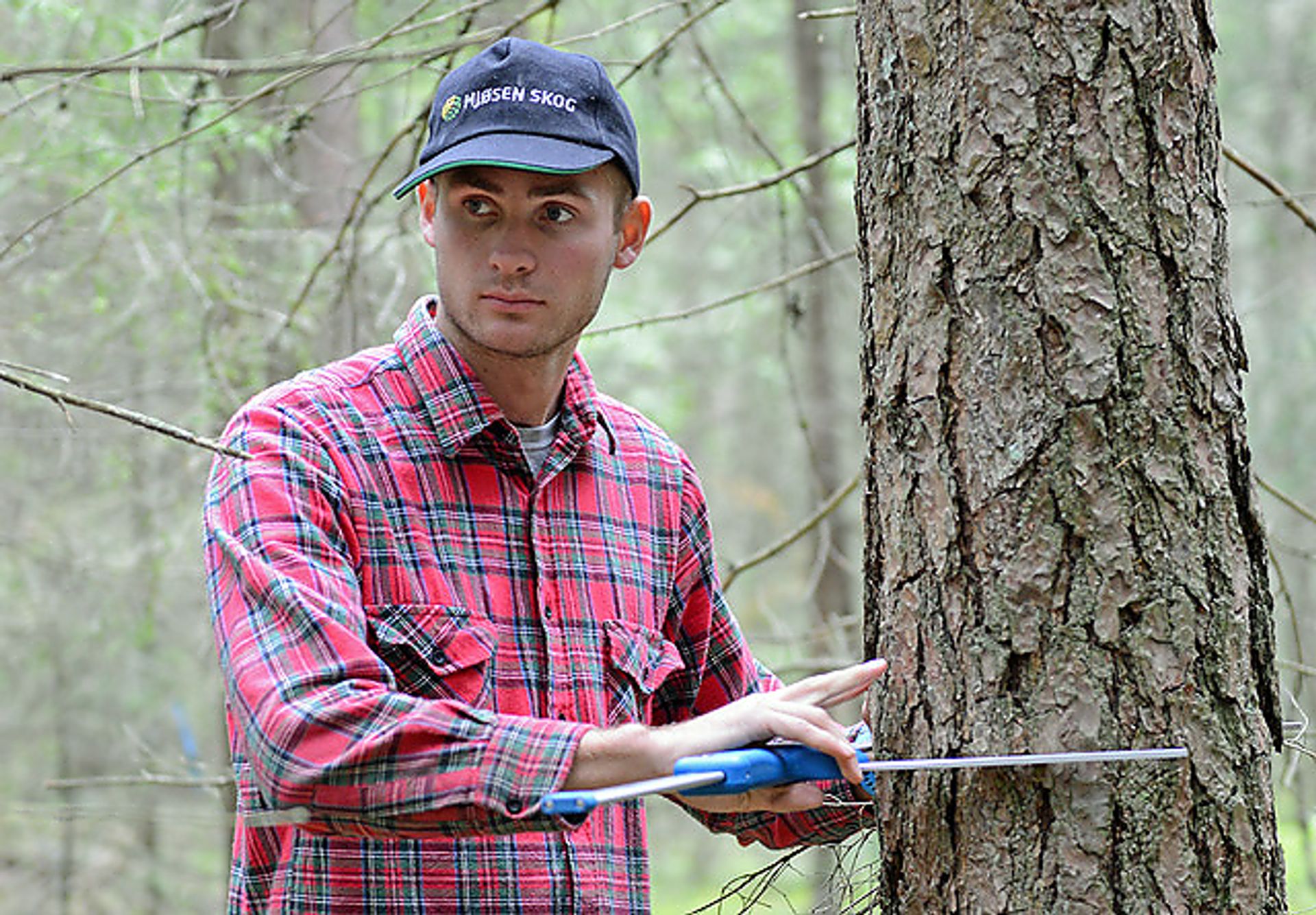 Christian Skyttermoen ble inspirert til å studere skogfag da han så Stihl Timbersports på Lillehammer i 2012. Han har allerede litt erfaring fra ulike arbeidsoppdrag i skogen, og håper Mjøsen Skog har en jobb til ham når han er ferdig på NMBU om fem år.
