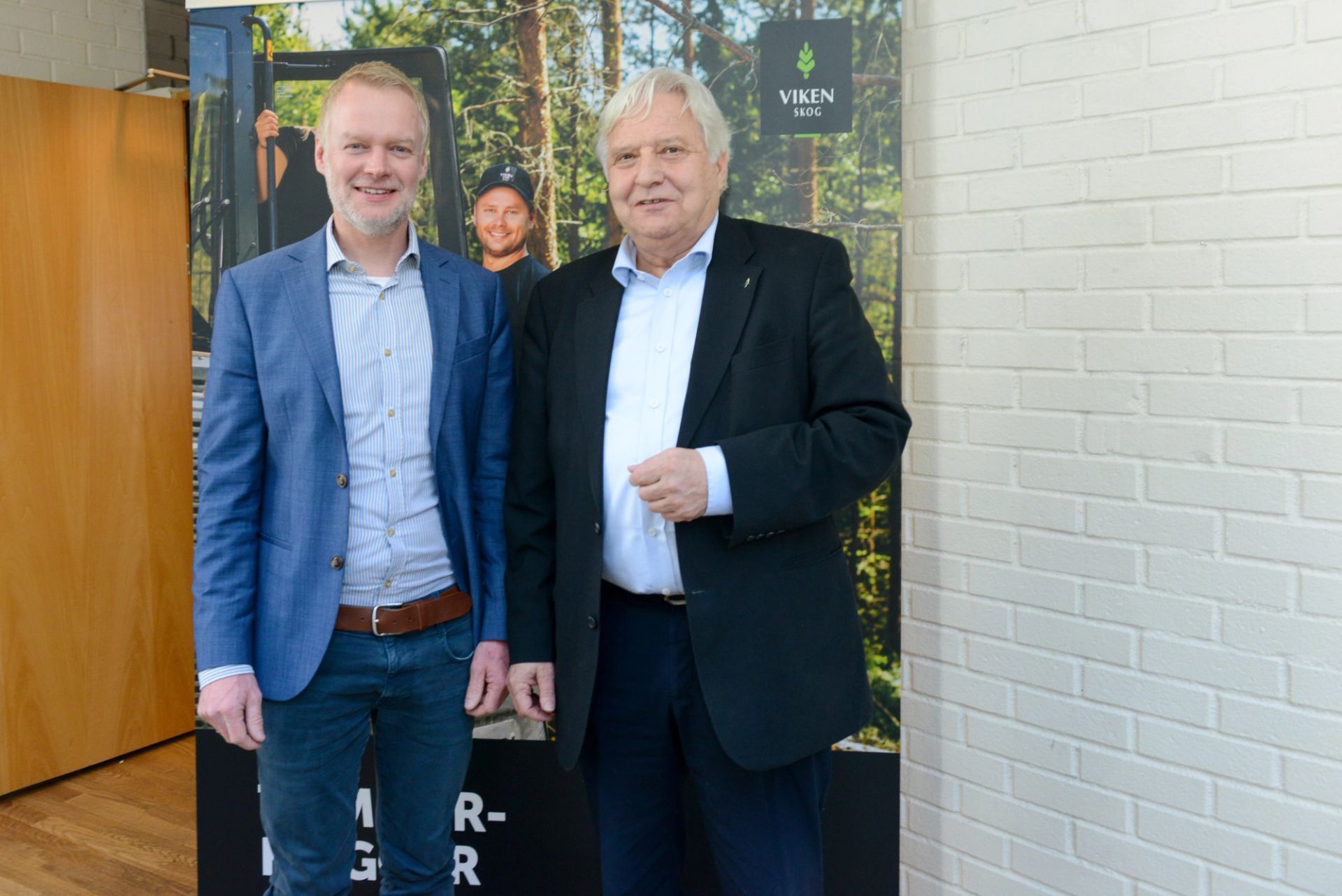 Erland Lundby (t.v) fortsetter som nestleder. Olav Breivik tar ett år til som styreleder.