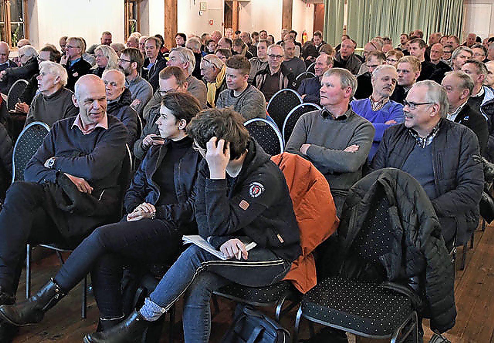 Møtet i Vestfossen samlet rundt 150 interesserte skogeiere. Foto: Anders Hals.