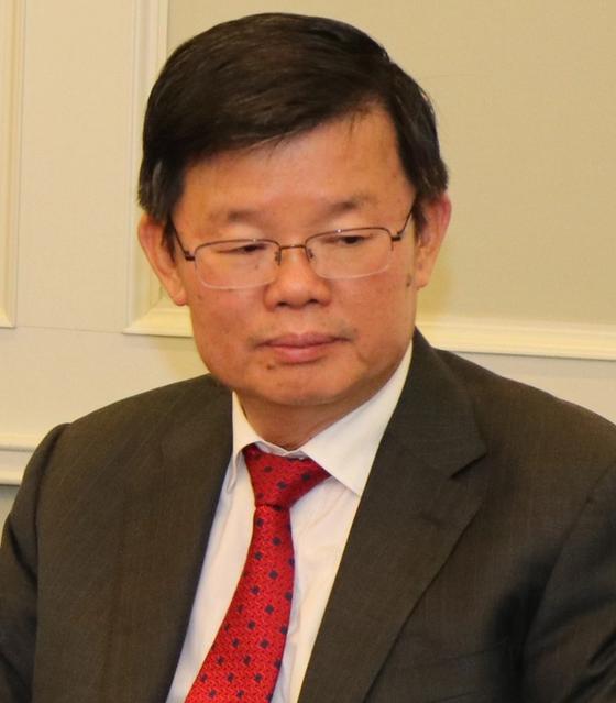 曹观友