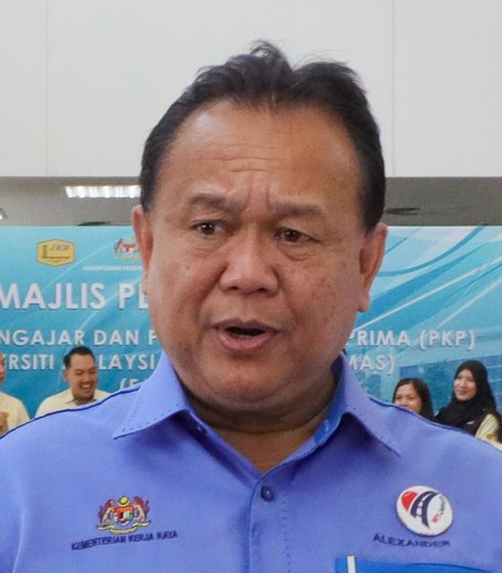 Alexander Nanta Linggi