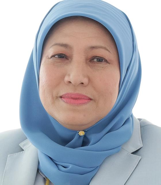 拿督斯里南希·苏克里