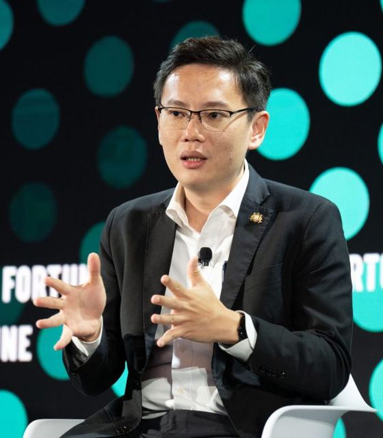 李廷汉