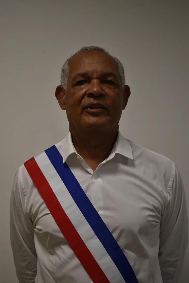 Portrait de Jean DARTRON