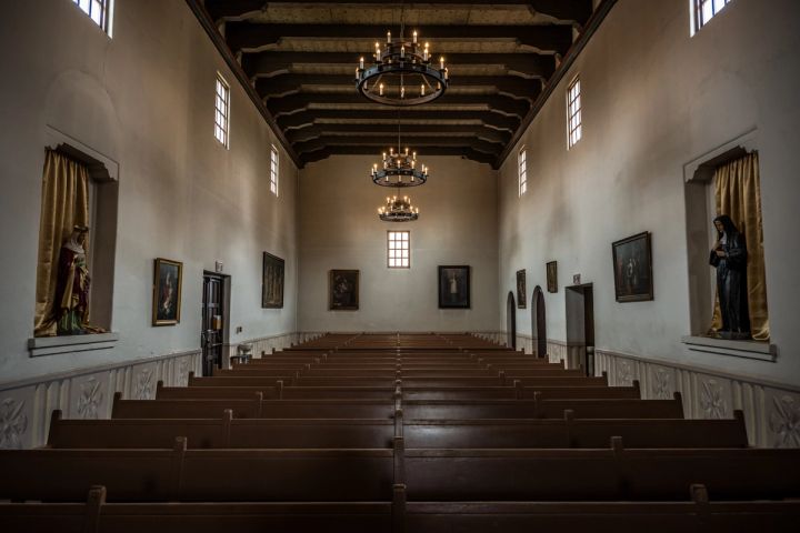 The nave of Mission San Luis Obispo de Tolosa