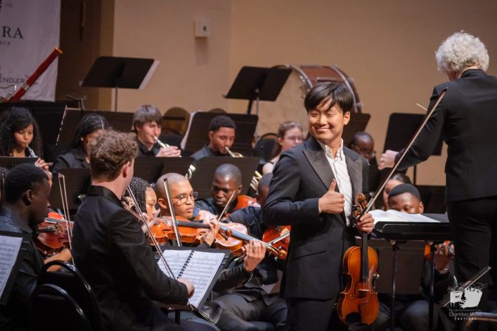 Siwoo Kim playing the Bruch concerto with the Stellenbosch Festival Orchestra