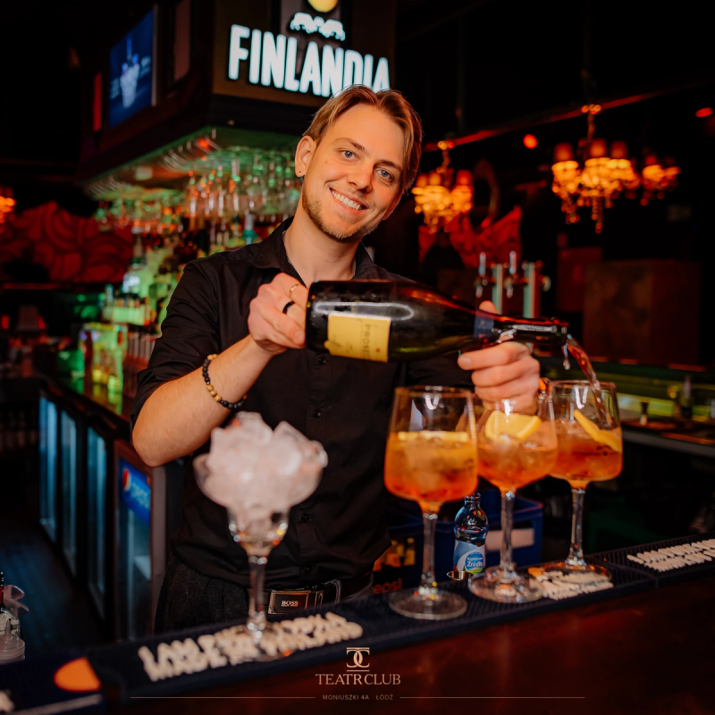 Theater nightclub gallery image 3