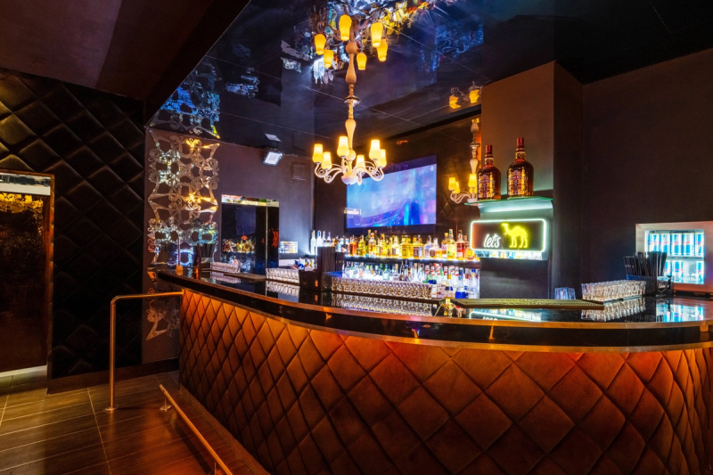 Shine nightclub gallery image 3