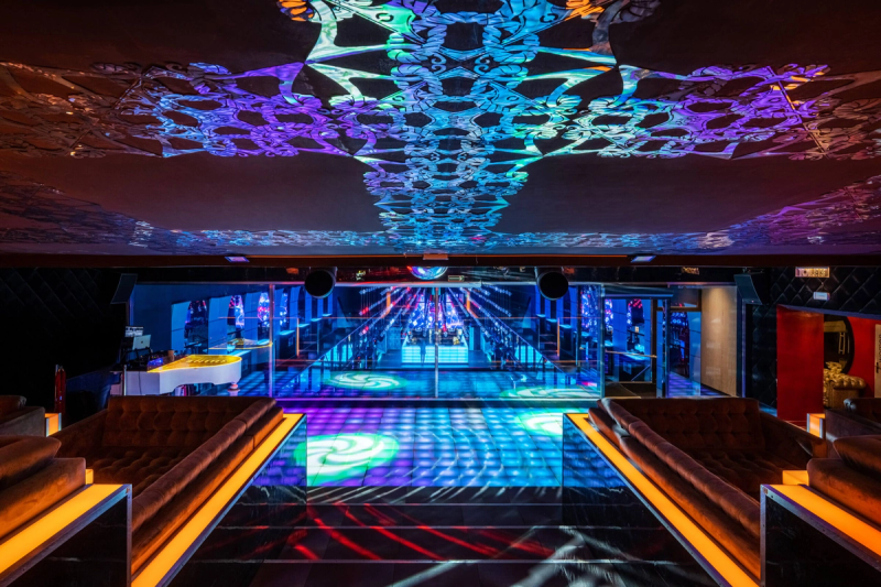 Shine nightclub gallery image 1