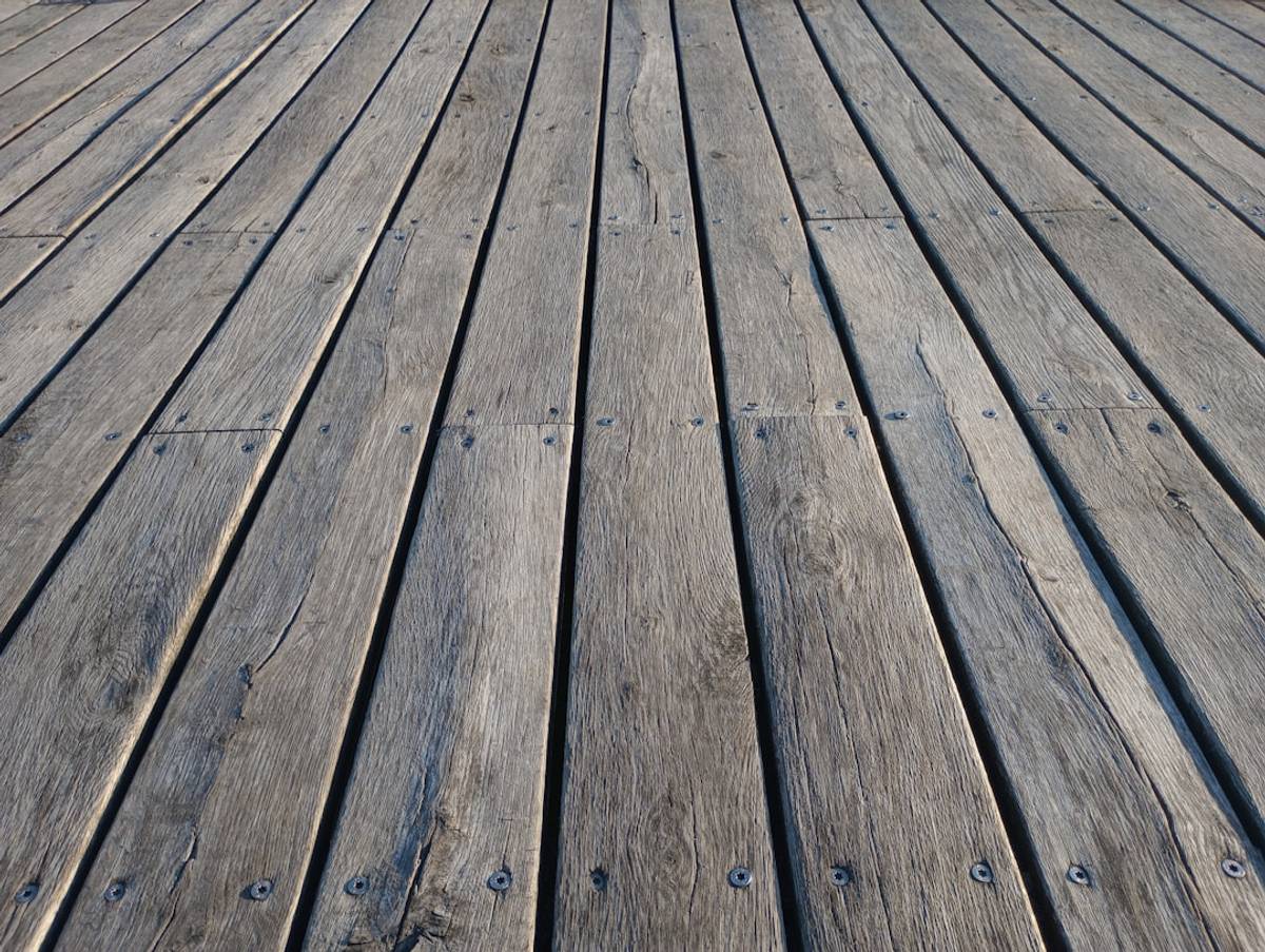 Google Ads for Deck Cleaning: A Comprehensive Setup Guide