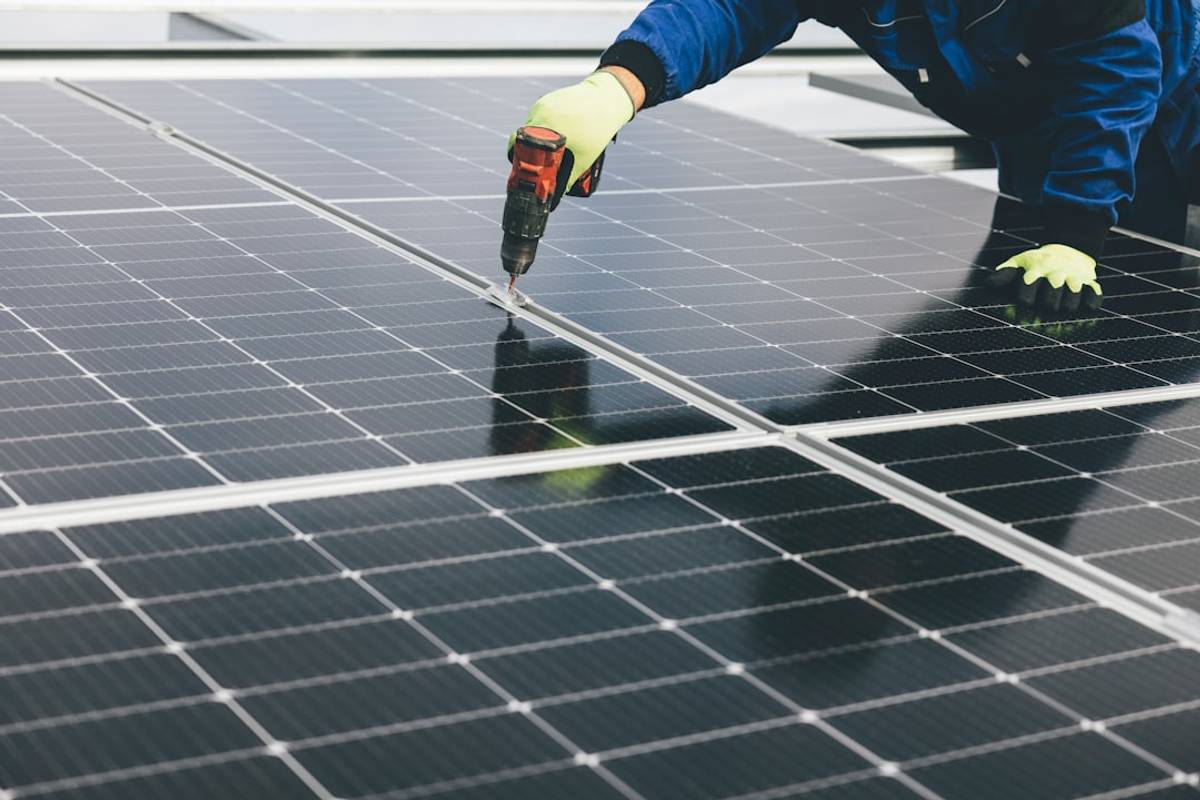 Google Ads for Solar Energy Contractors: A Comprehensive Setup Guide