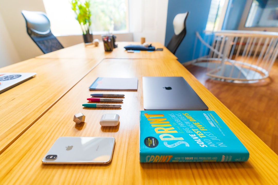 AI Notebooks vs Live Dashboards: Key Differences and Best Use Cases