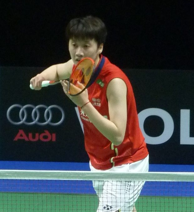 Chen Yufei preparing to serve, 2022