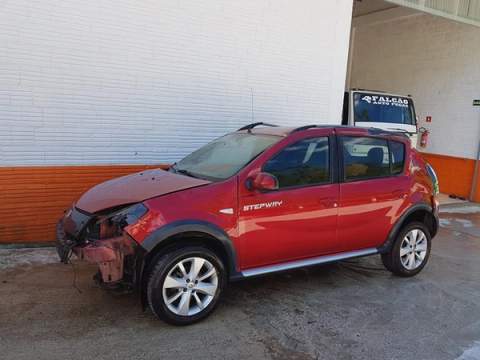 Renault SANDERO STEPWAY 2014
