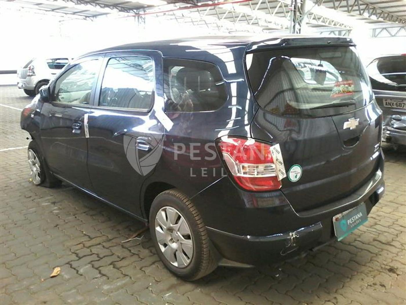Chevrolet SPIN LT 1.8 2013