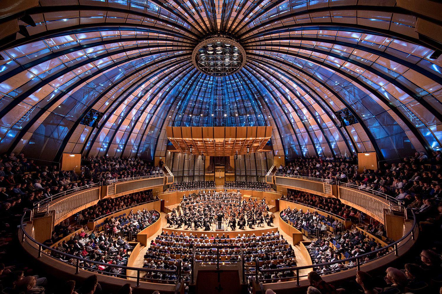 Century-Old German Concert Hall Gets L2 System That Tames Stage Bleed