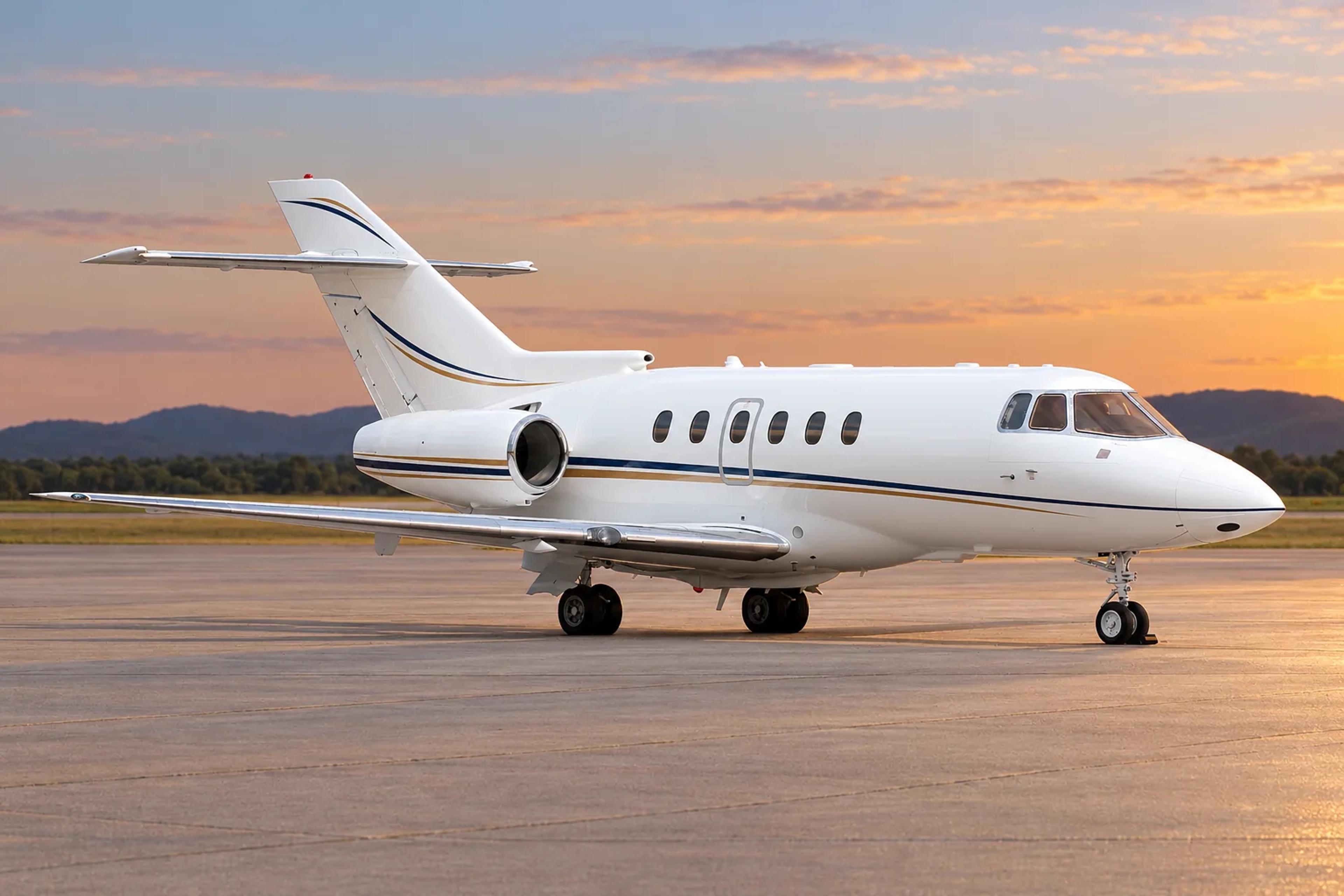 Hawker 750 editorial illustration