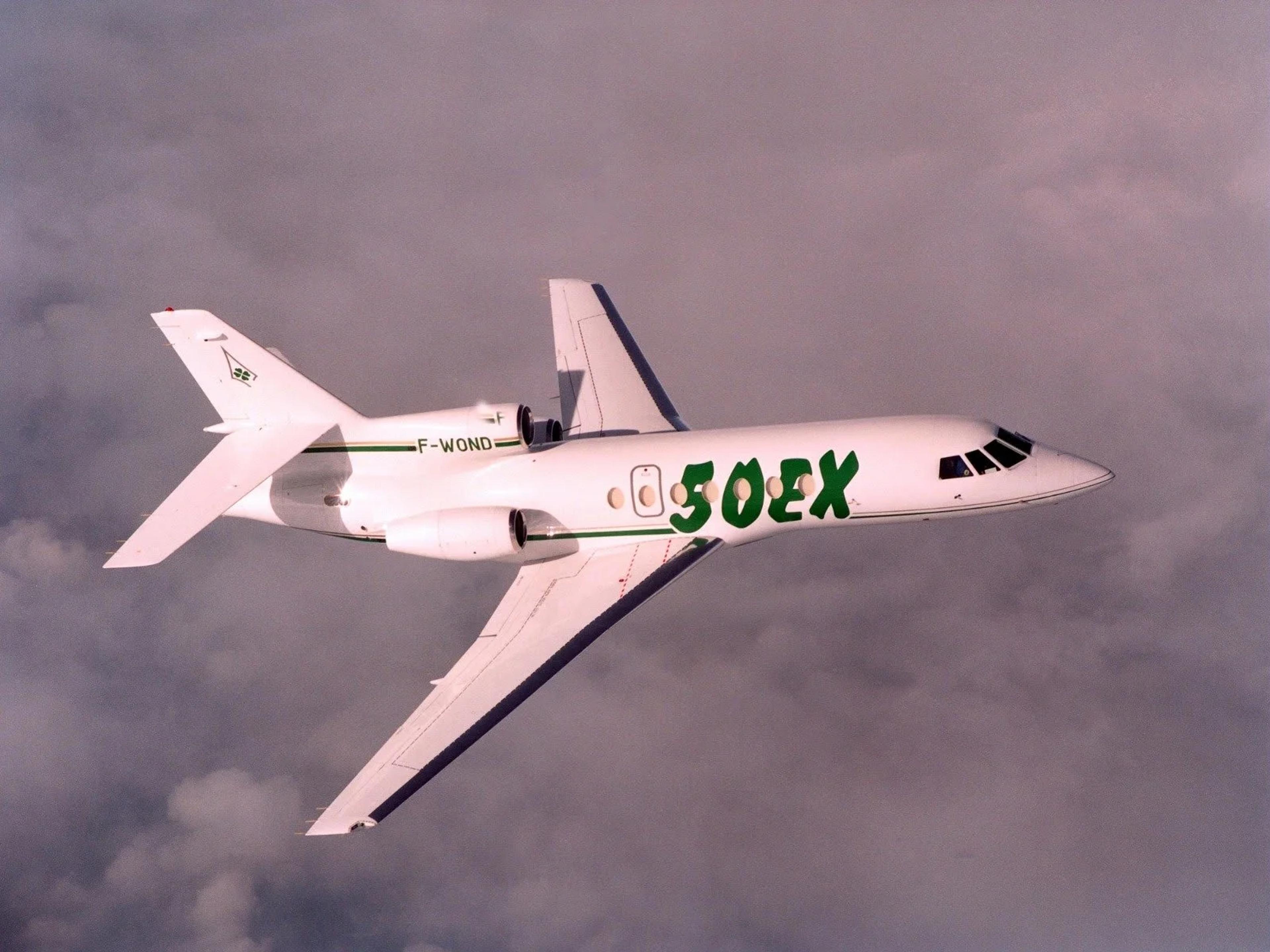 Falcon 50EX, official Dassault Aviation image.