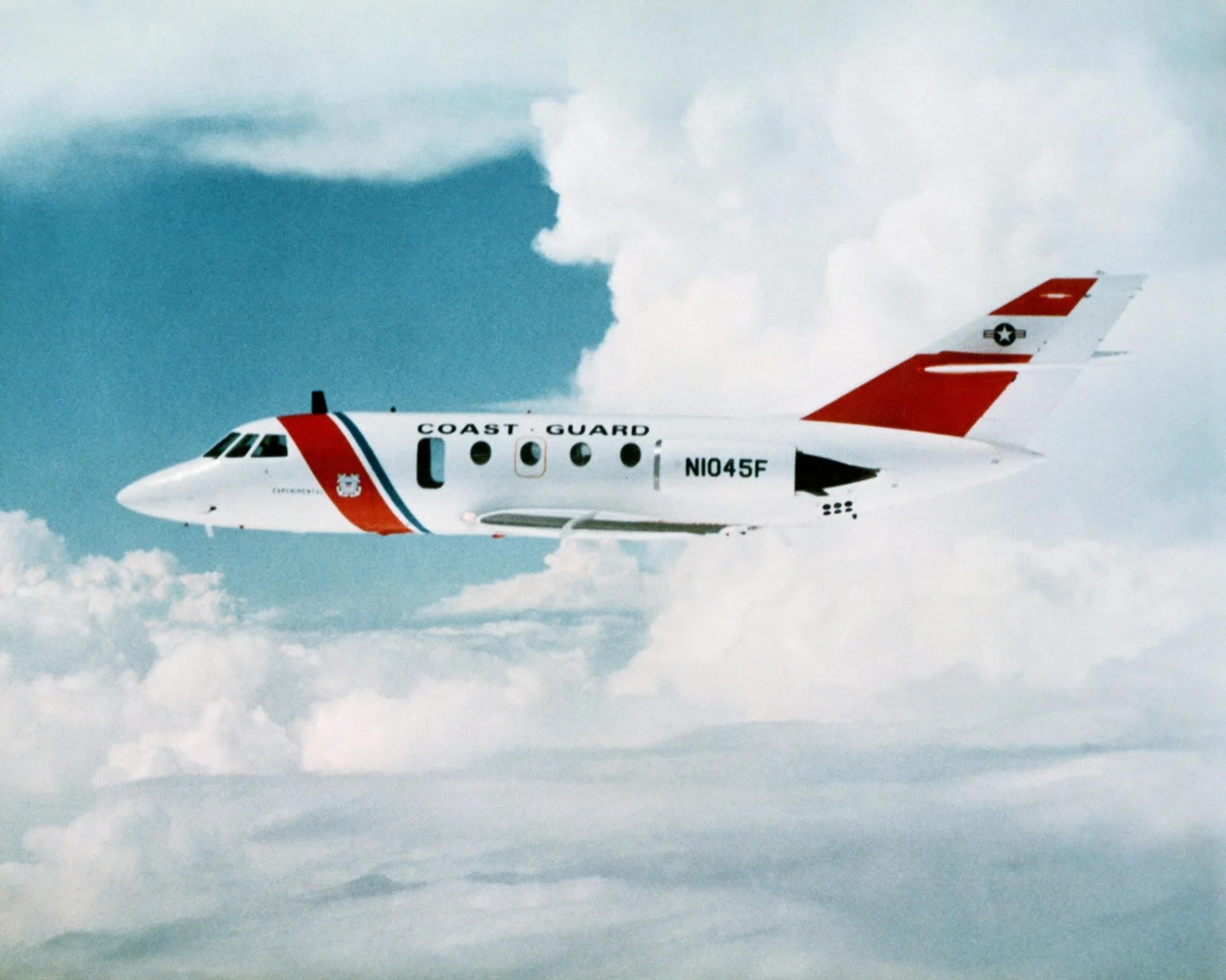 Falcon 20G-derived HU-25 Guardian, shown in its United States Coast Guard maritime-surveillance configuration. Official Dassault image.