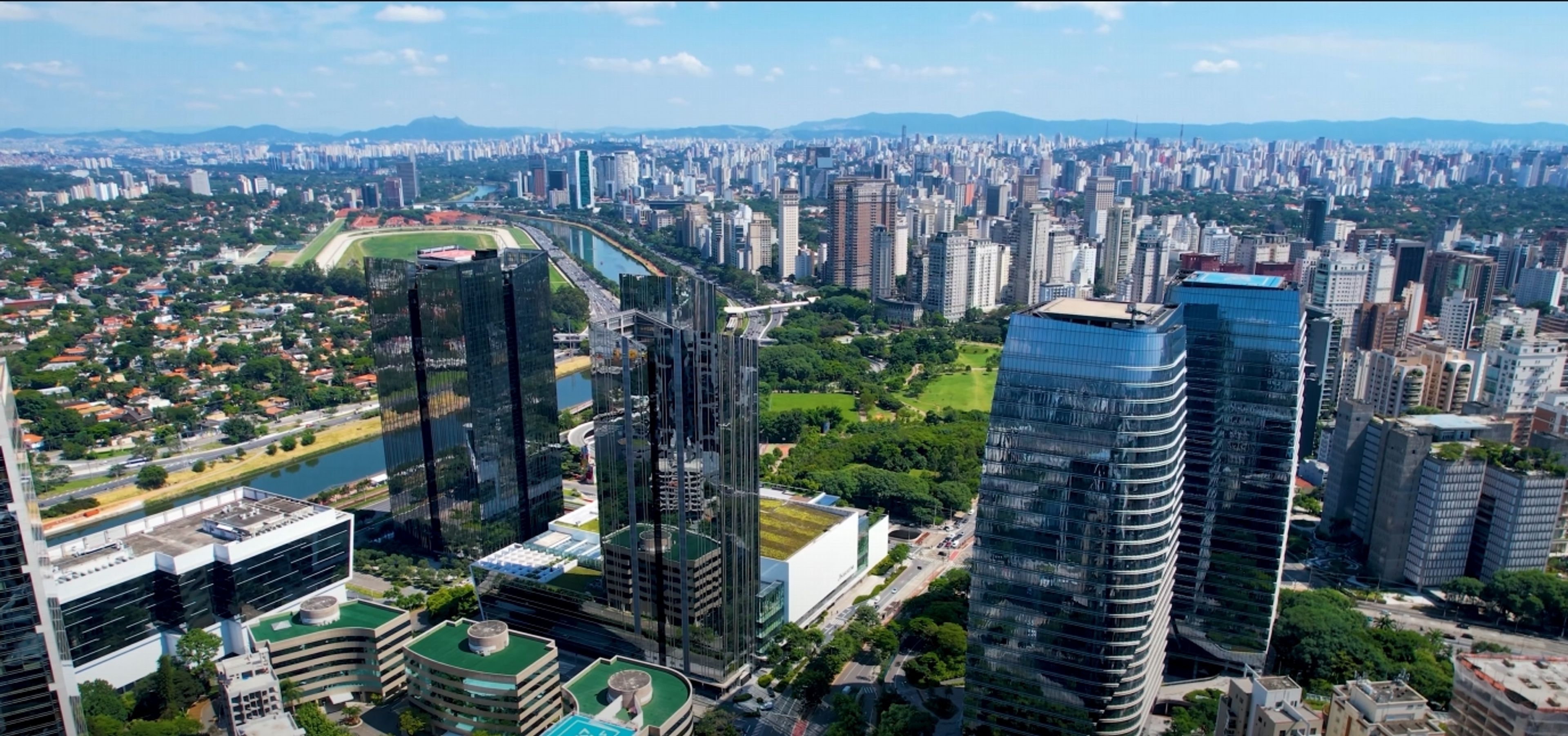 São Paulo's urban skyline.