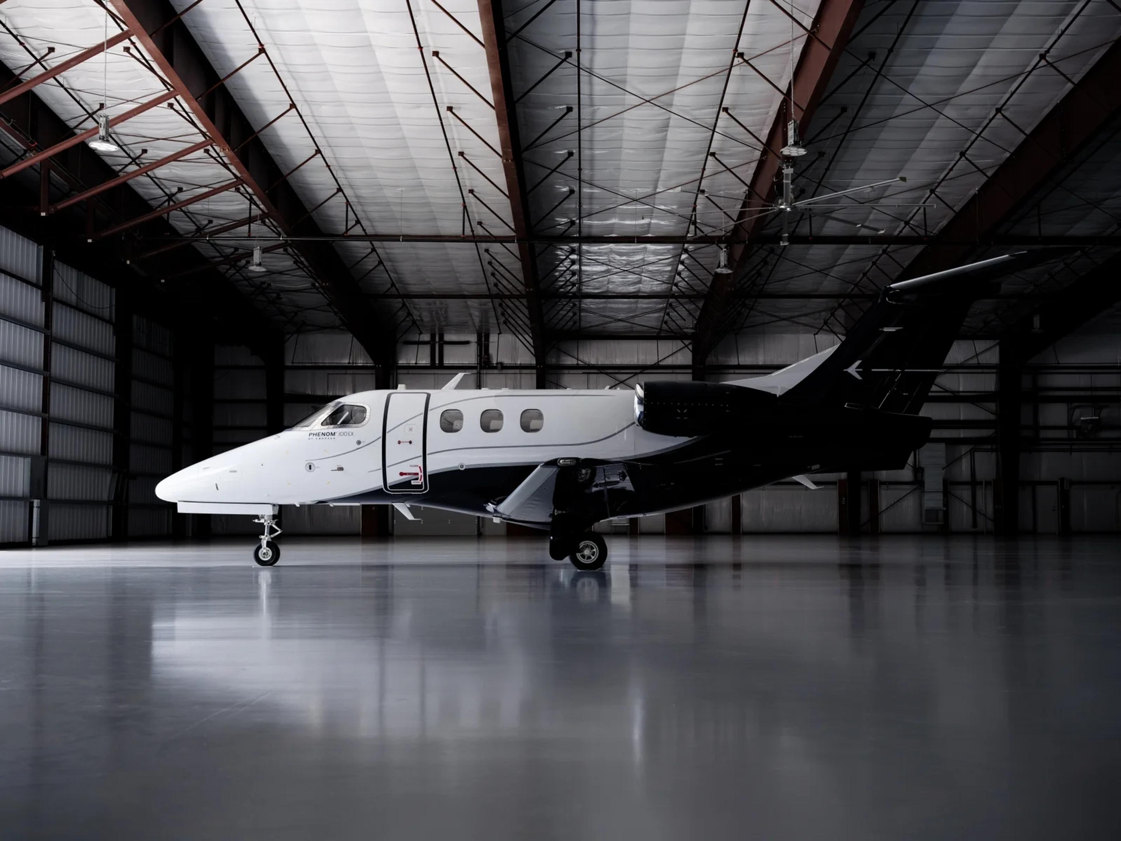 Phenom 100EX, official Embraer image.