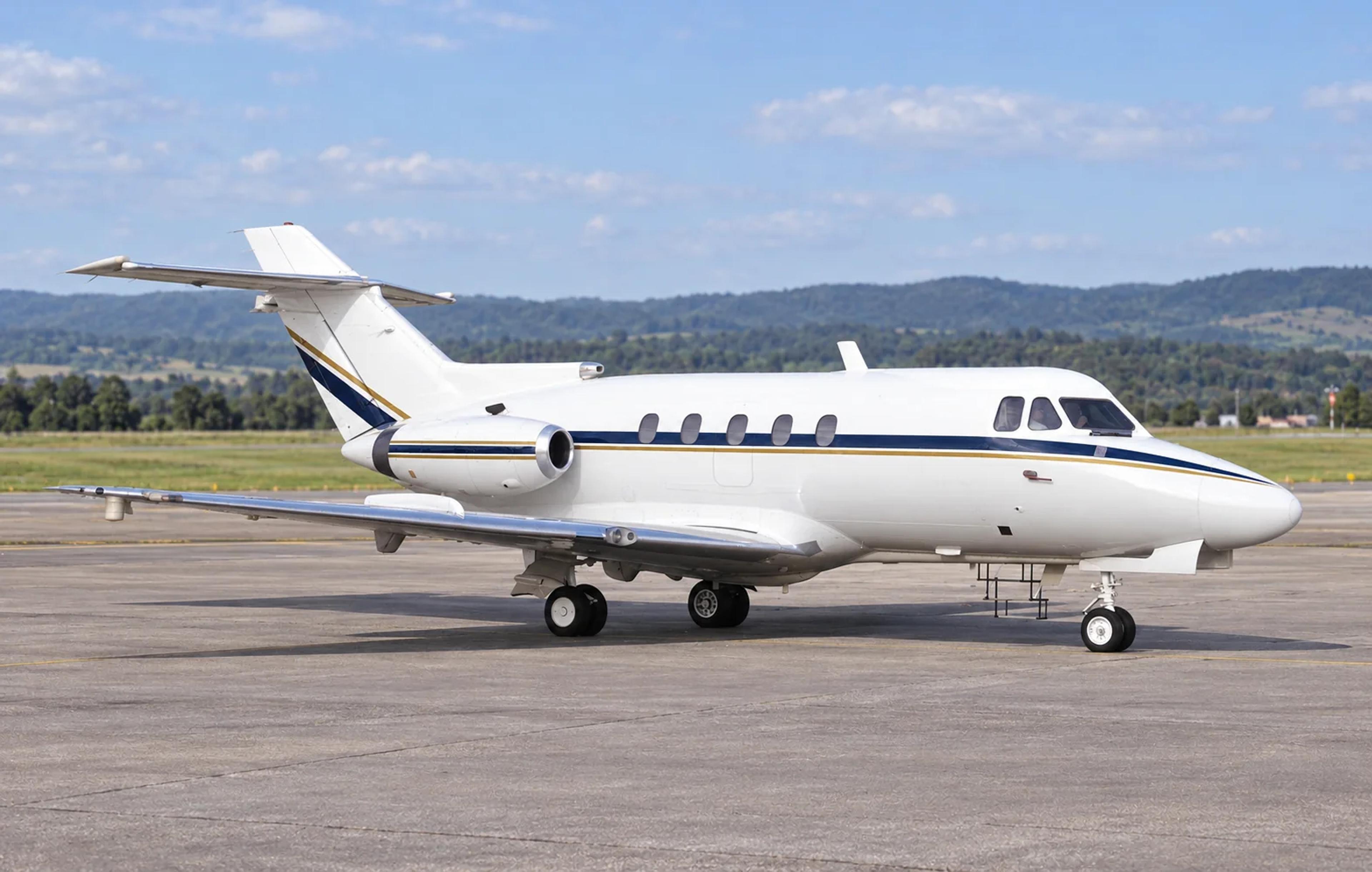 Hawker 125 1A editorial illustration