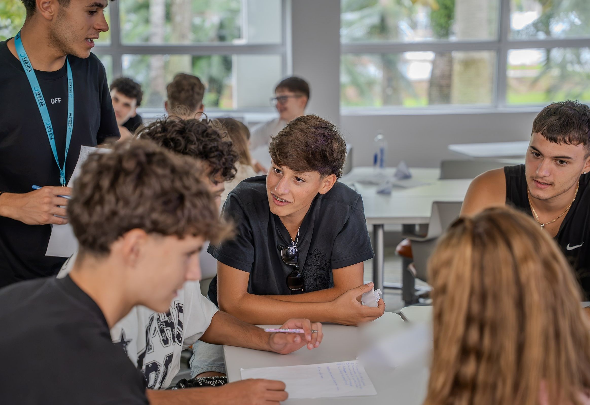 YES USA students working together in an English class at the University of Miami