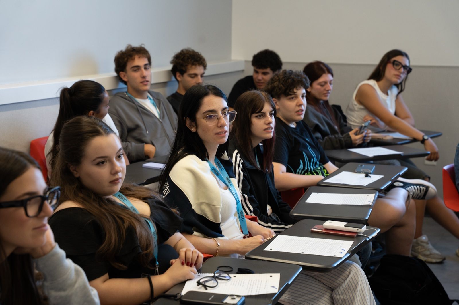 YES USA students taking part in a summer classroom