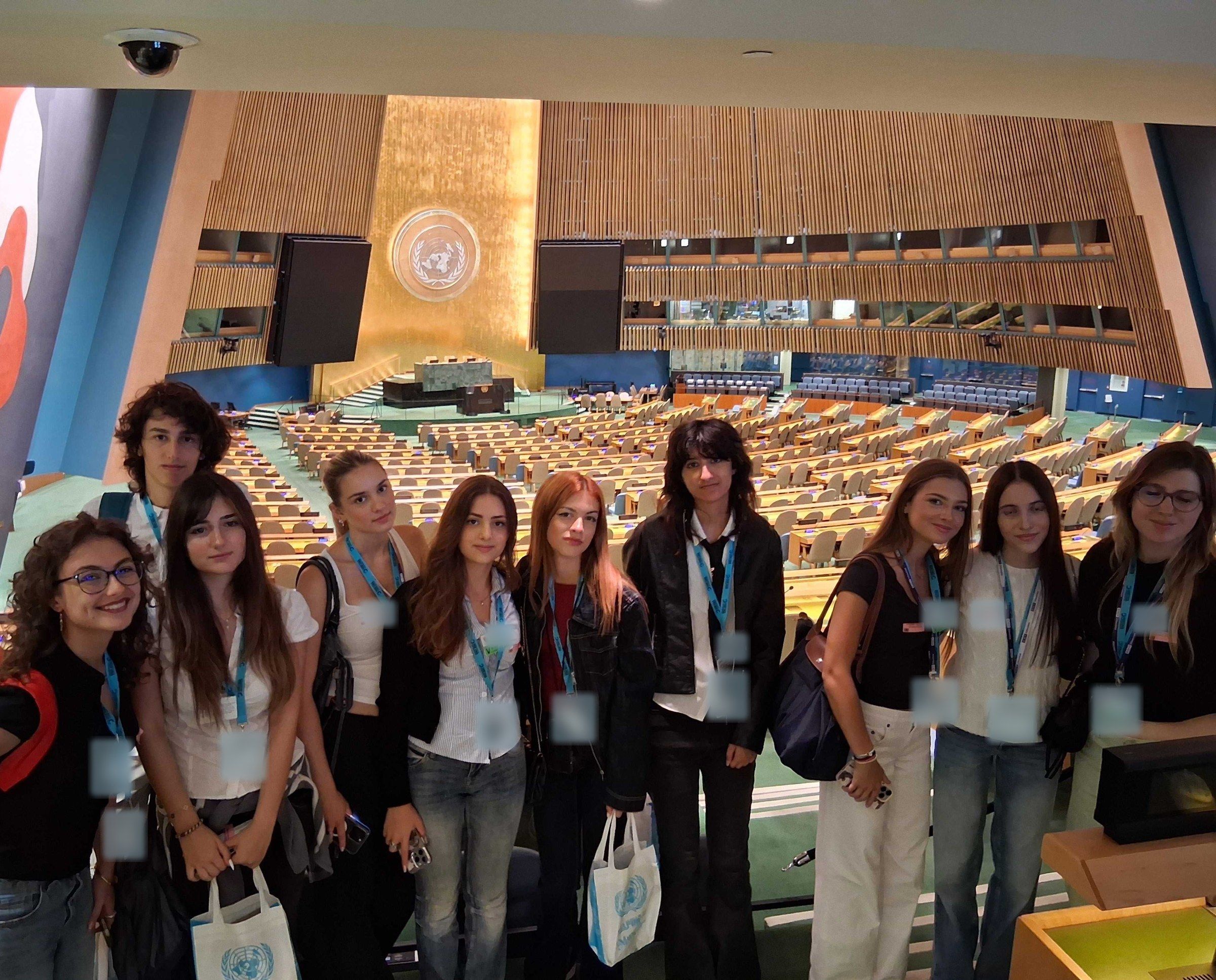YES USA students inside the UN General Assembly Hall, New York