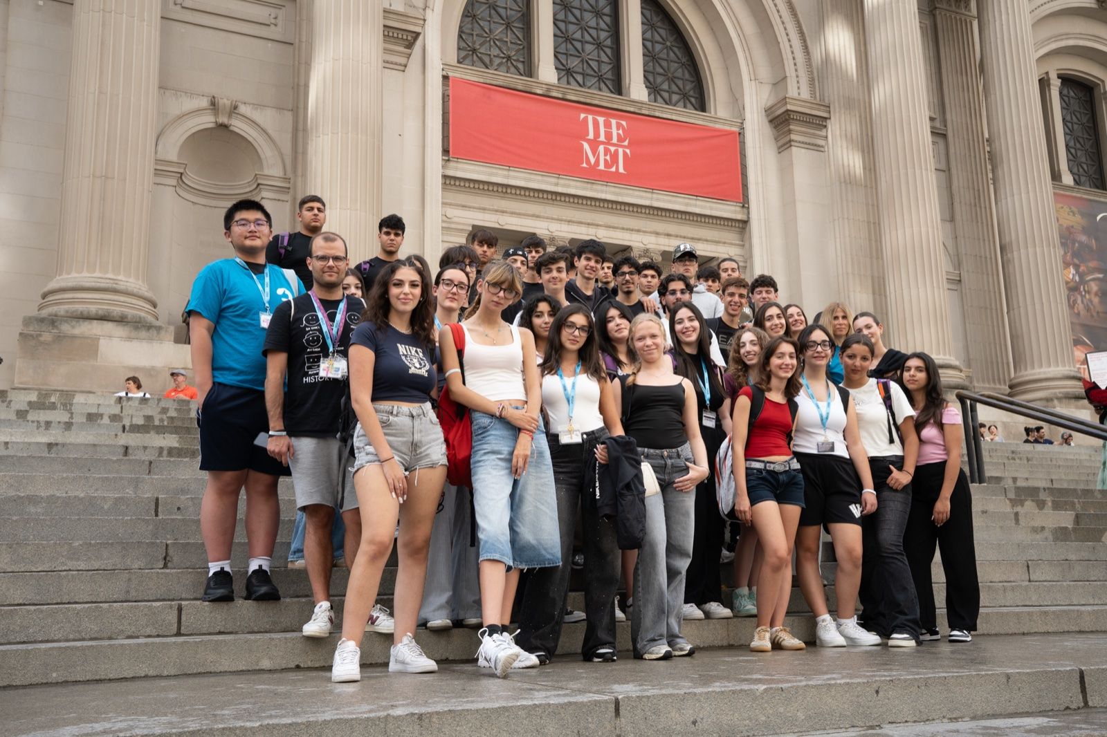 YES USA students outside the Metropolitan Museum of Art