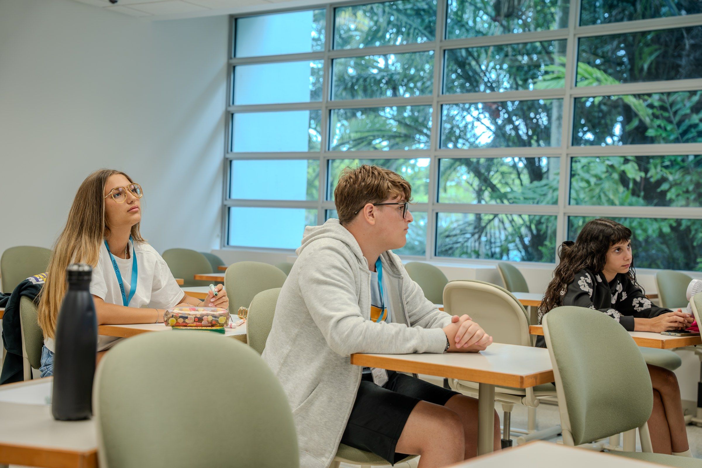 YES USA students in a University of Miami classroom