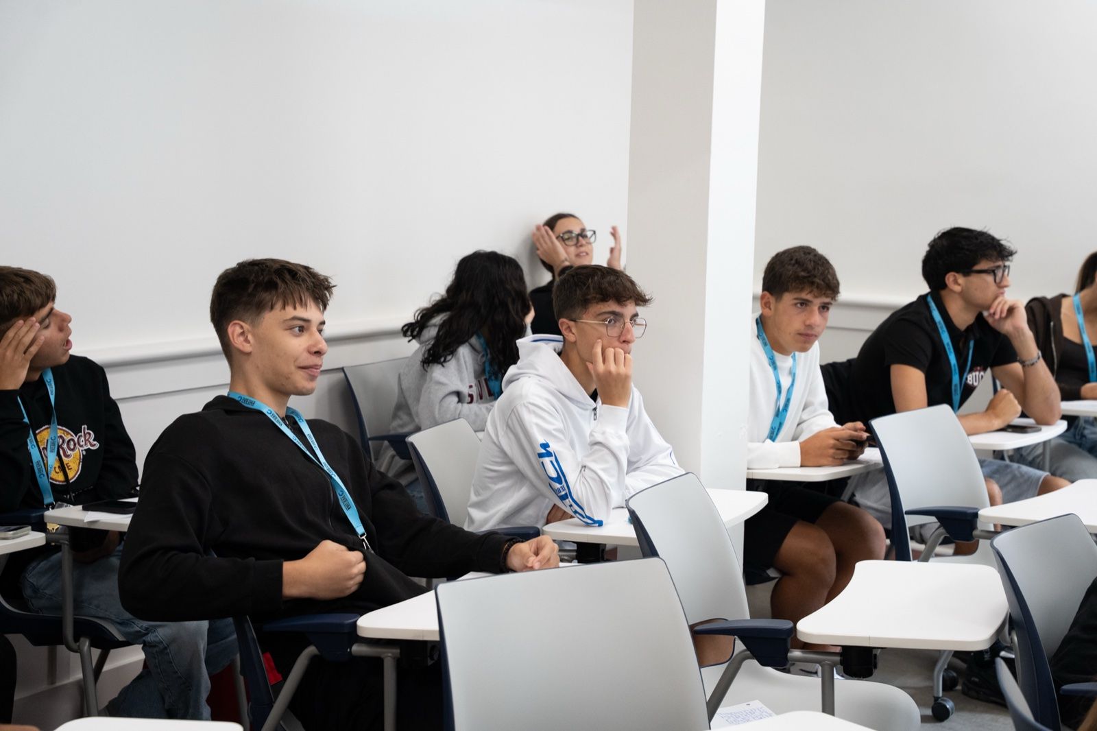 Students participating in a YES USA summer English class