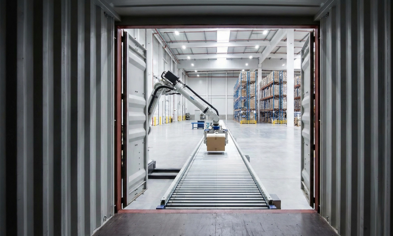 inbound docks against labour shortages