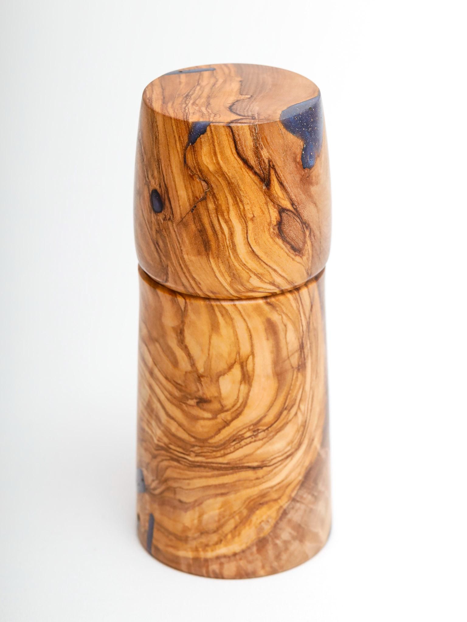 Handgedrechselte Pfeffer- und Salzmühle aus Ebenholz