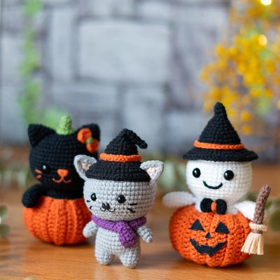 Halloween crochet pattern - Amigrumi Doll PDF