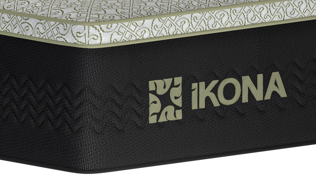 Ikona Borealis 14 Plush mattress close up view of corner