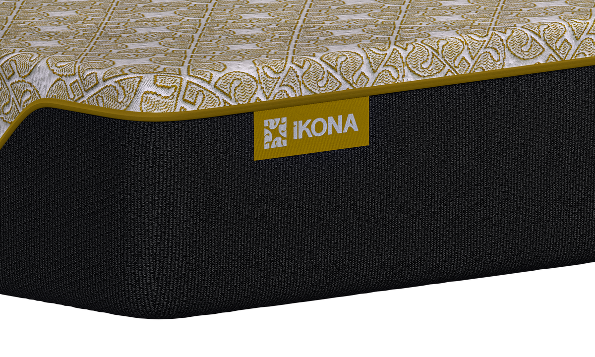 Ikona Solara 11 Medium-Plush mattress close up view of corner