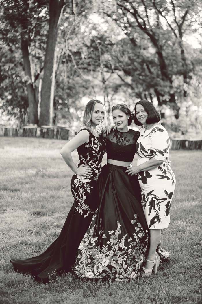 Quinceañera Photo 23