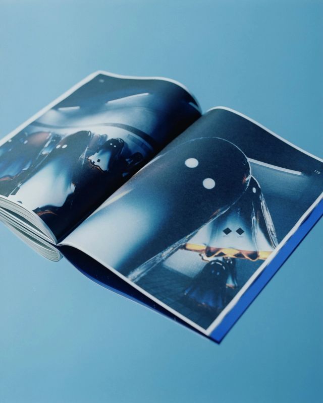 I.CEBERG MAGAZINE 01