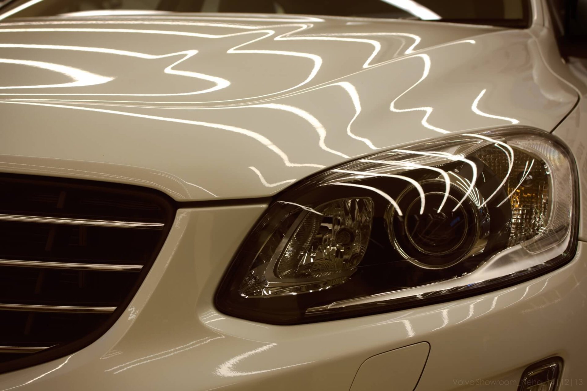 An iconic Showroom Design for VOLVO