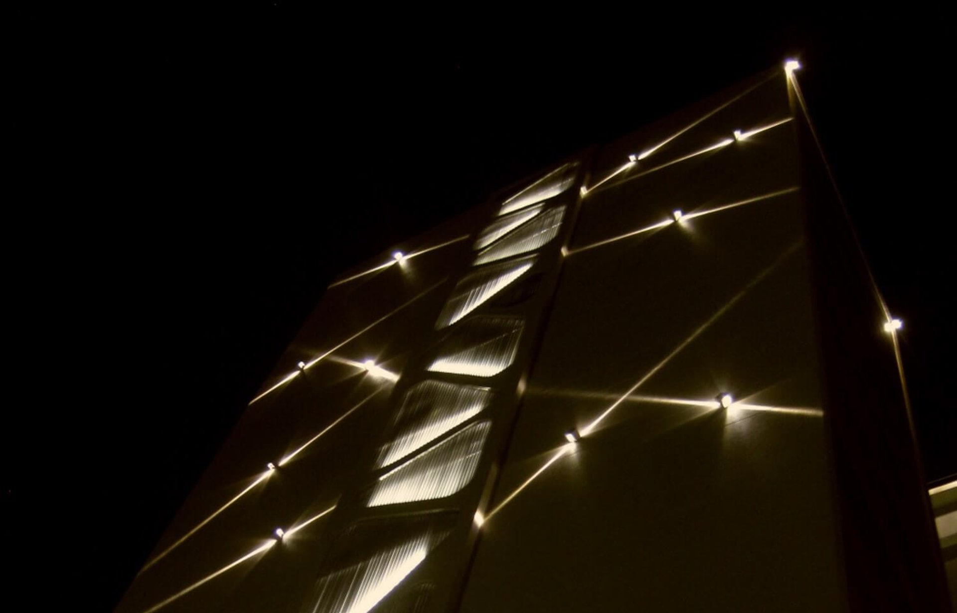 Revealing the Solitaire’s Sparkle: Lighting Design for the Solitair Corporate Tower in Ahmedabad, India