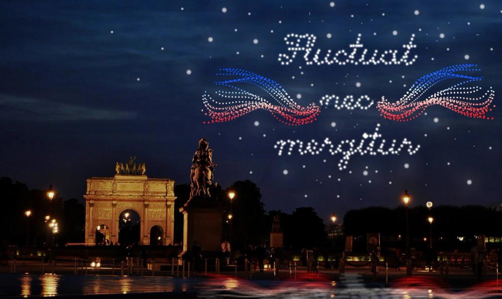 Drôles de lucioles, qui constellent le ciel