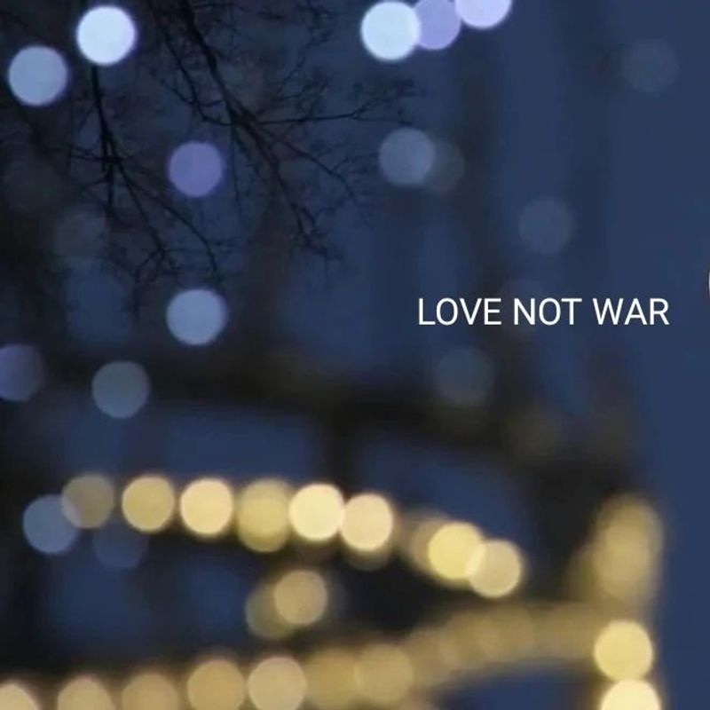 Soutien lumineux à l’Ukraine — Mairie du 18e arrondissement, Paris