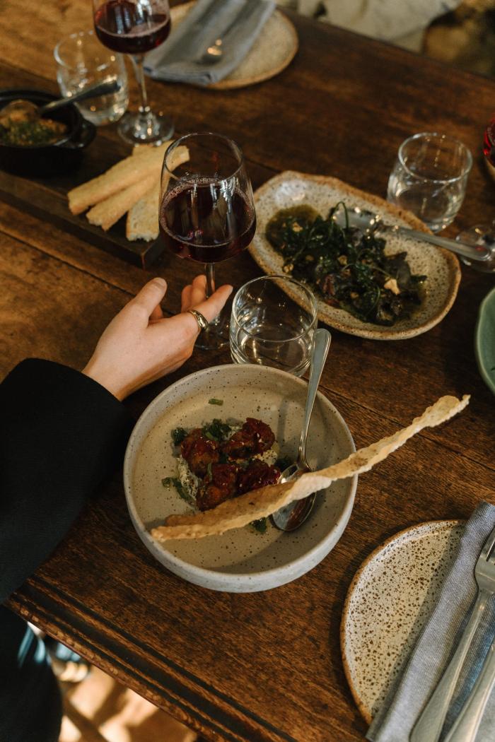 A Café & Eatery Guide to Tasmania’s Forest-Edged Village