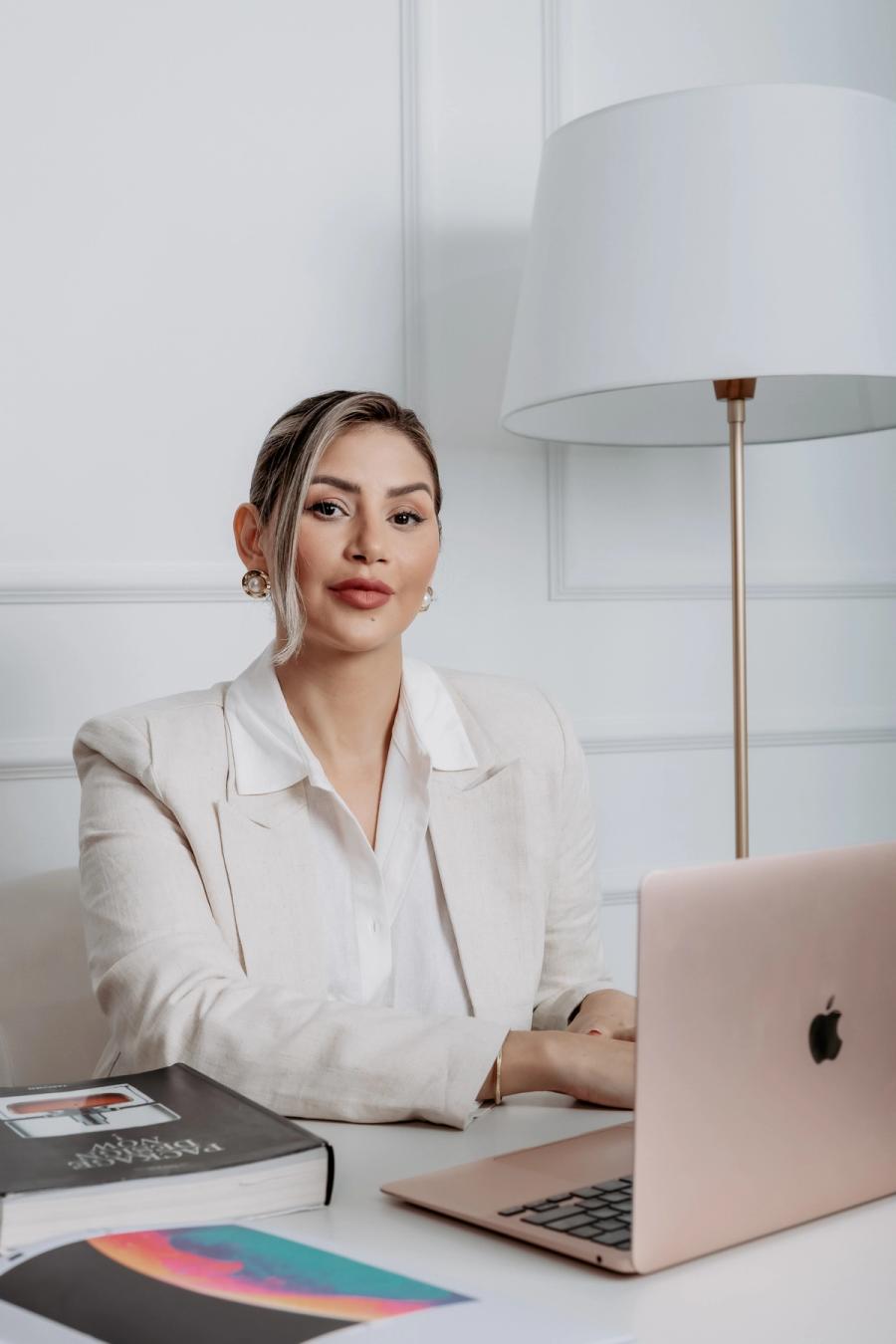 Carolina Hermogenes — 9