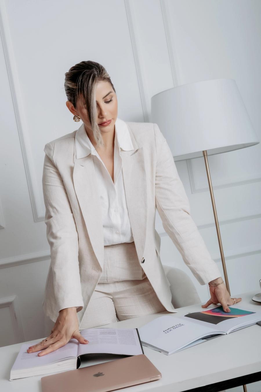 Carolina Hermogenes — 10