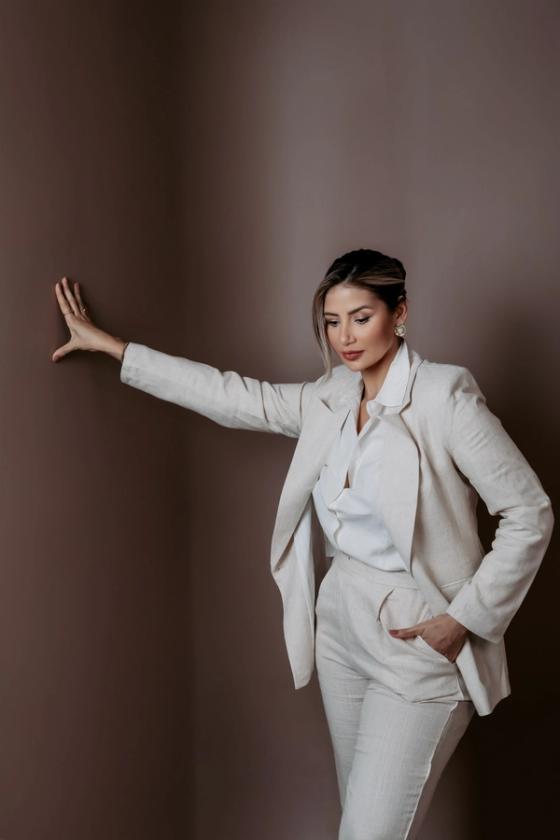 Carolina Hermogenes — portrait