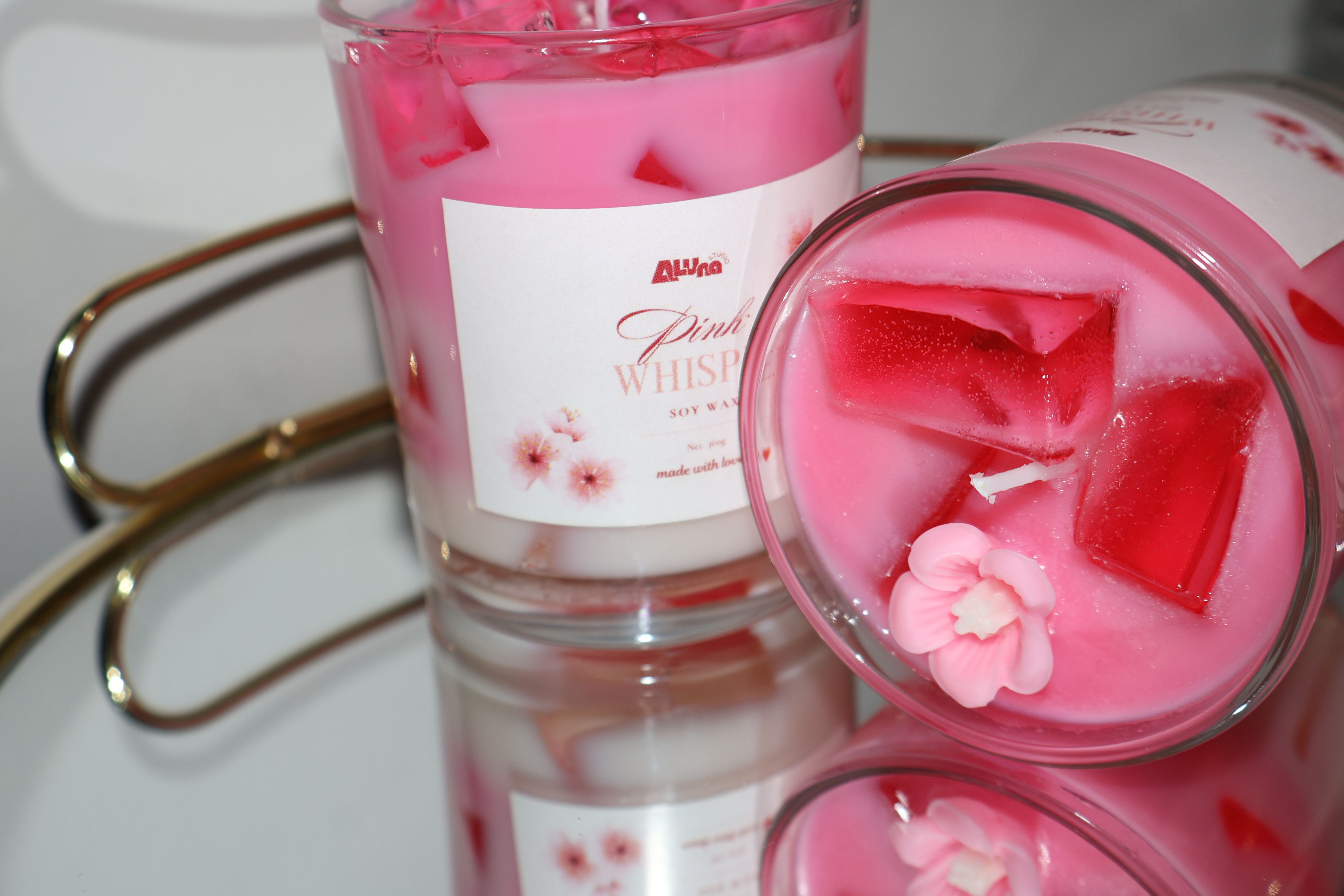 Pink Whisper-Thumb 4