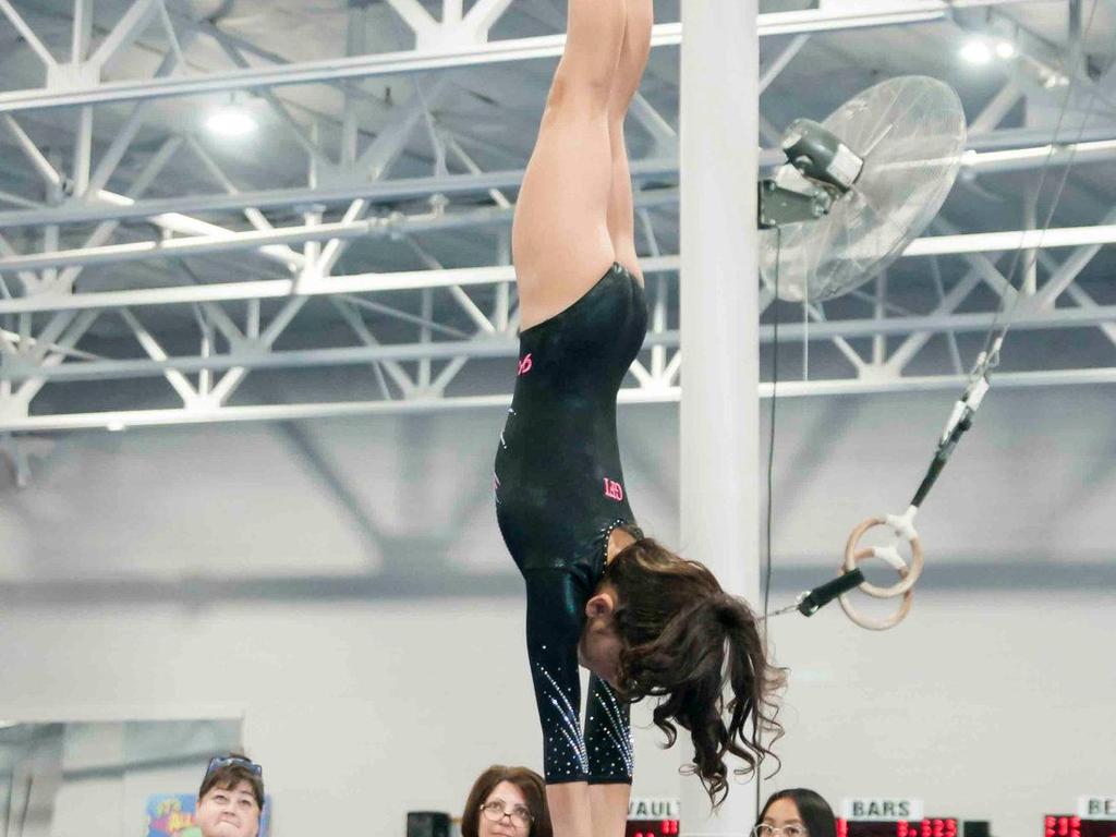 Perfector girls competitive team at Go For It USA, photo 11
